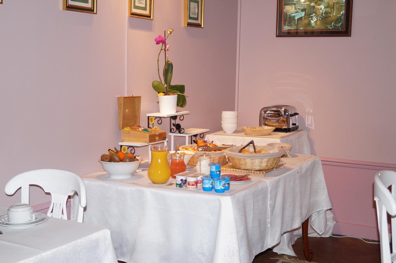 Hotel Au Chateau Blanc Saint-Aubin-lès-Elbeuf Esterno foto